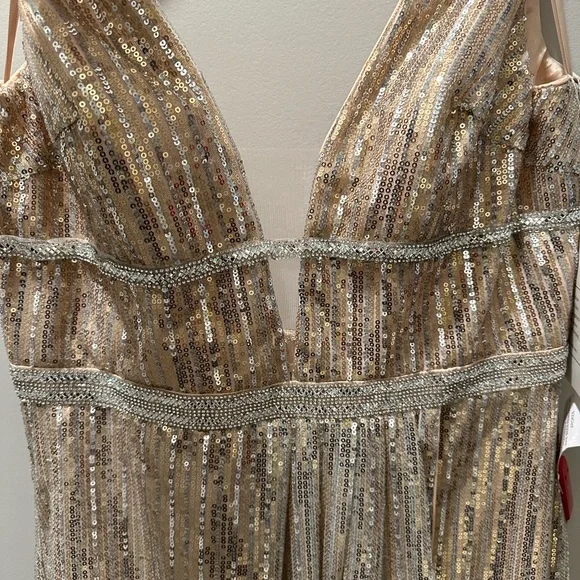 Mac Duggal Silver Metallic Plunge Neck Sequined Gown